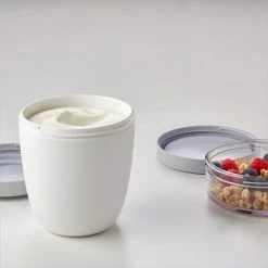 Mepal Lunch Pot Ellipse - Weiß -Mepal Shop 212 107648030600 lunch pot ellipse with yoghurt and fruit a