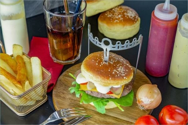 Lurch Burgerspieß Queen Mit Teller 7 Lurch Burgerspieß Queen Mit Teller – Bild 5