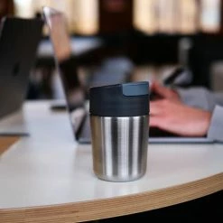 Joseph Joseph Isolierter Reisebecher SIPP 8 Joseph Joseph Isolierter Reisebecher SIPP -Mepal Shop JJ Sipp Steel Travel Mug 81125 IS4